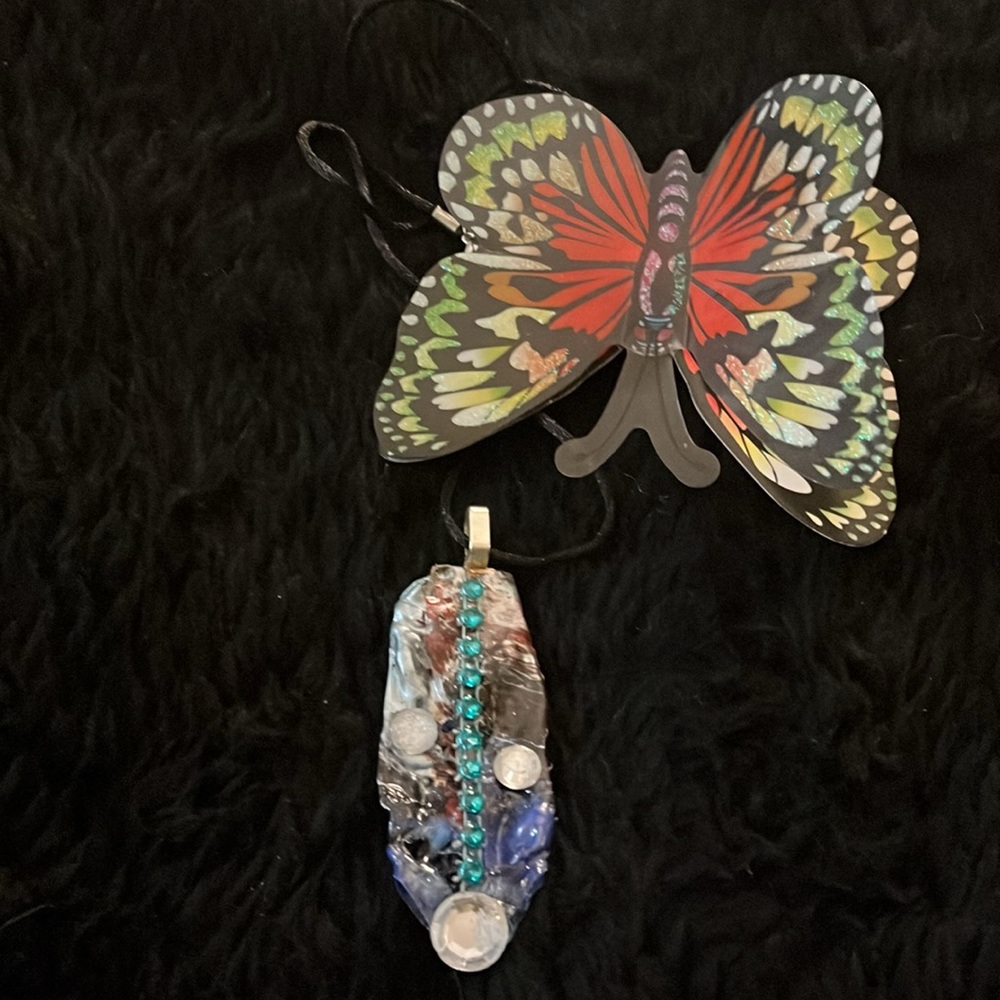 Reversible Necklace - Picture 15 of 16